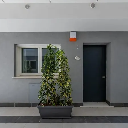 Benjamin House - Exclusive Modern Loft * Bari