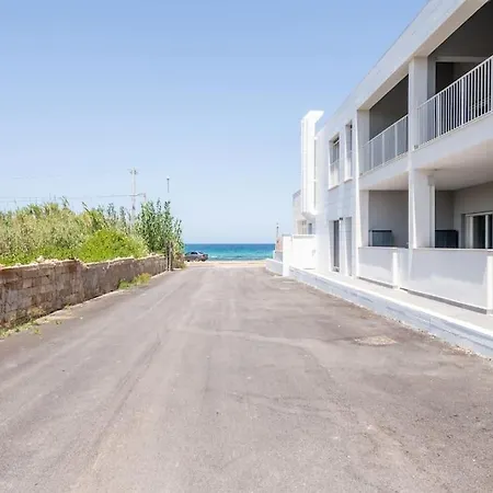 Apartment Benjamin House - Exclusive Modern Loft Bari